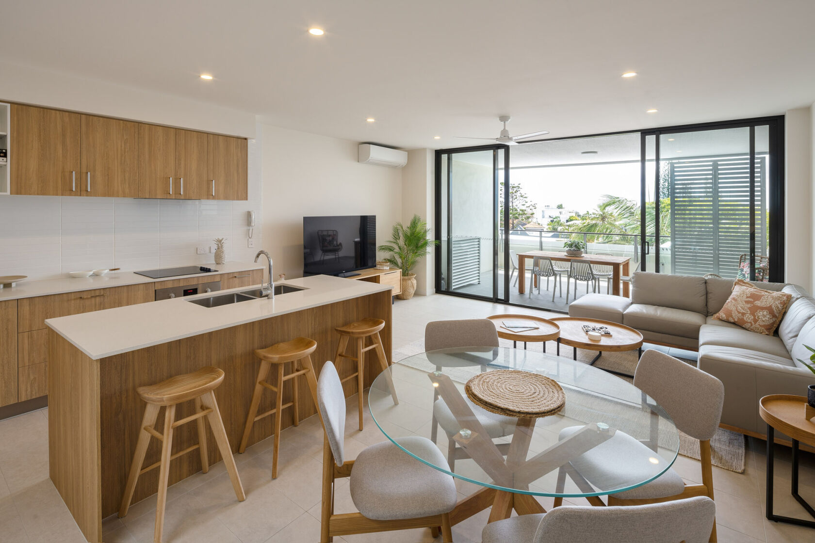 Cabarita Apartments Hutchinson Builders