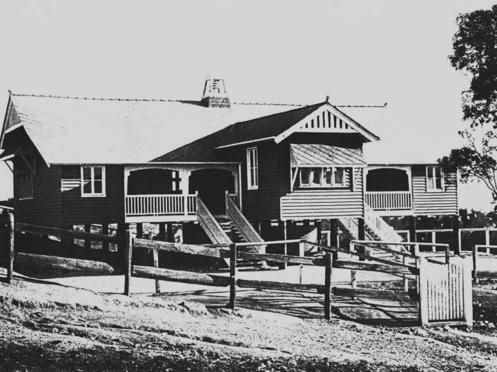 Bulimba State School / Built 1914
