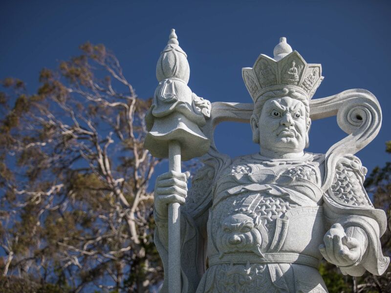 HB_CO_BuddhistStatuesErection (6) (LowRes).jpg