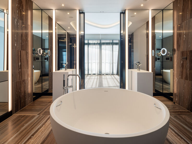 HB-T-JewelHotelFitout-4-LowRes-.jpg